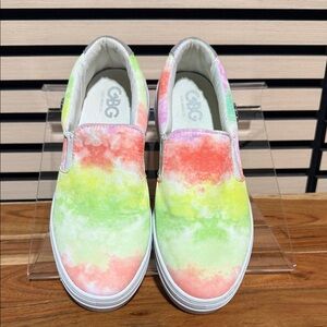 GBG Los Angeles Vibrant Tie-Dye Women's Slippers